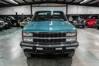 1993-Chevrolet-K2500-Bright Teal Metalic-195397-40.jpg